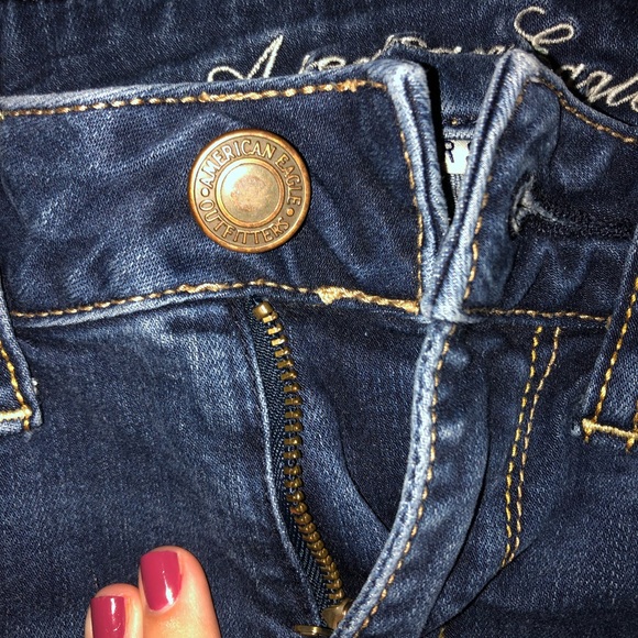 American Eagle Super Stretch Jeans! Size 0/2 - Picture 4 of 4